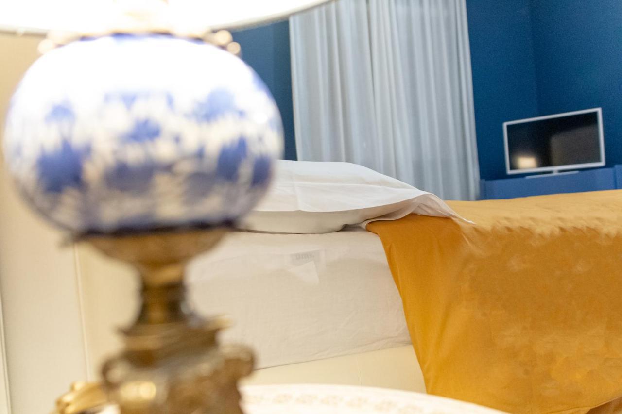 Interno 9 Hotel Bari Eksteriør billede